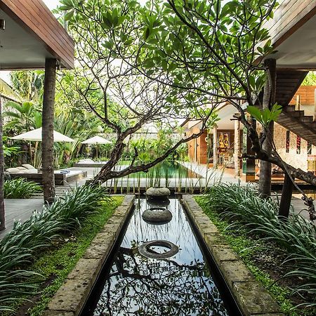 Eko Villa Seminyak - Tropical Villa, Walk To Beach ภายนอก รูปภาพ