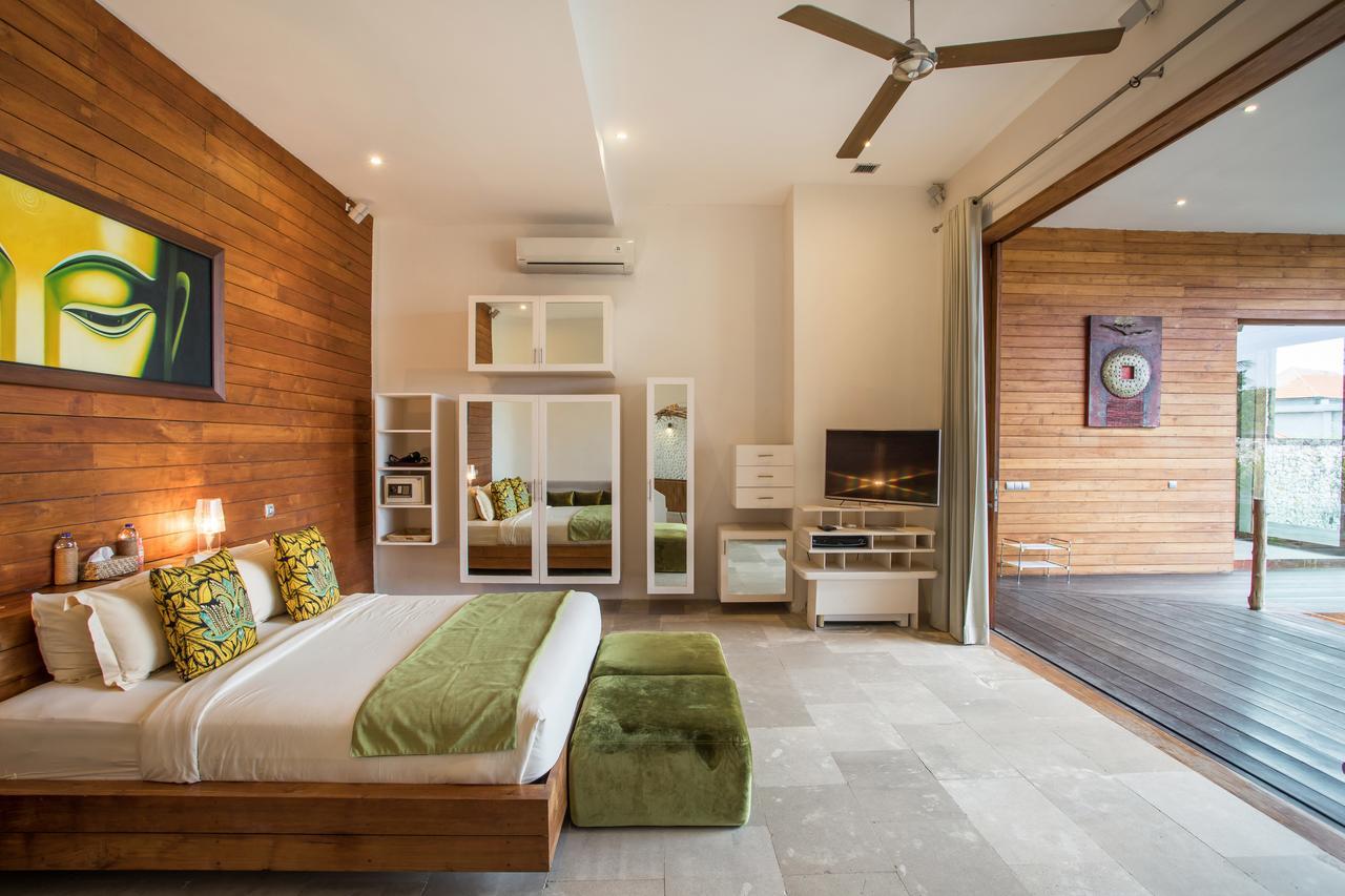 Eko Villa Seminyak - Tropical Villa, Walk To Beach ภายนอก รูปภาพ