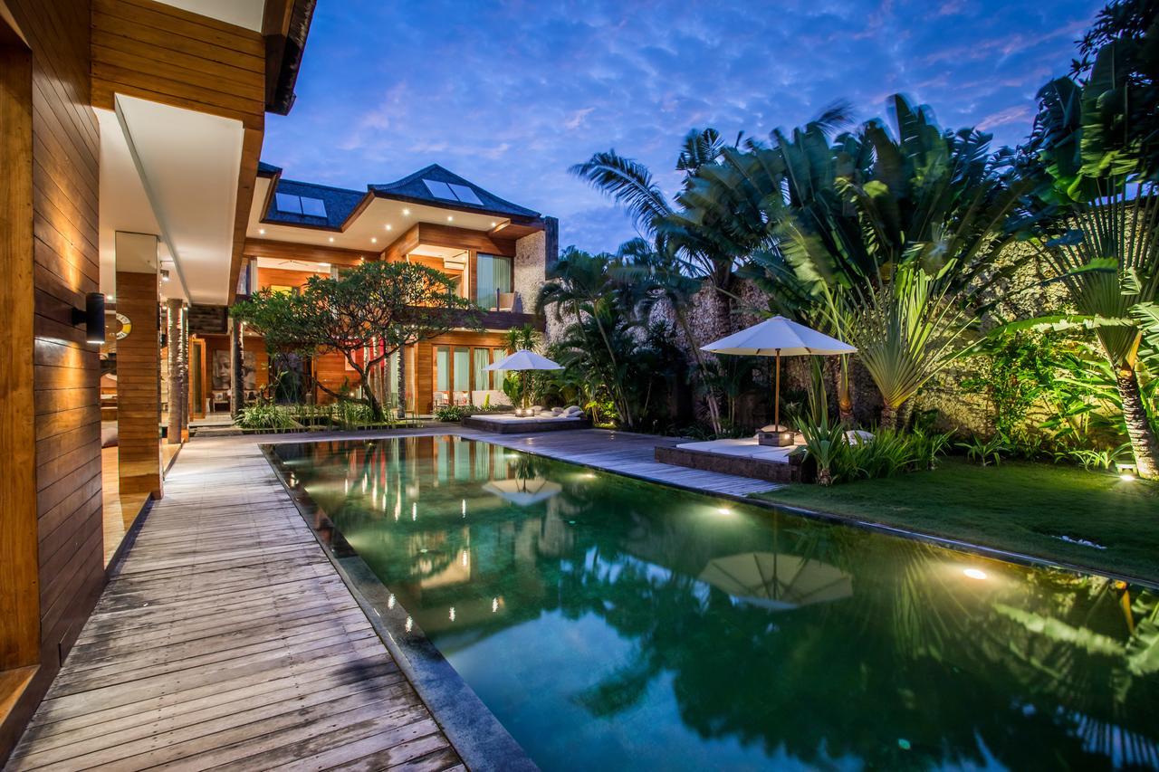 Eko Villa Seminyak - Tropical Villa, Walk To Beach ภายนอก รูปภาพ