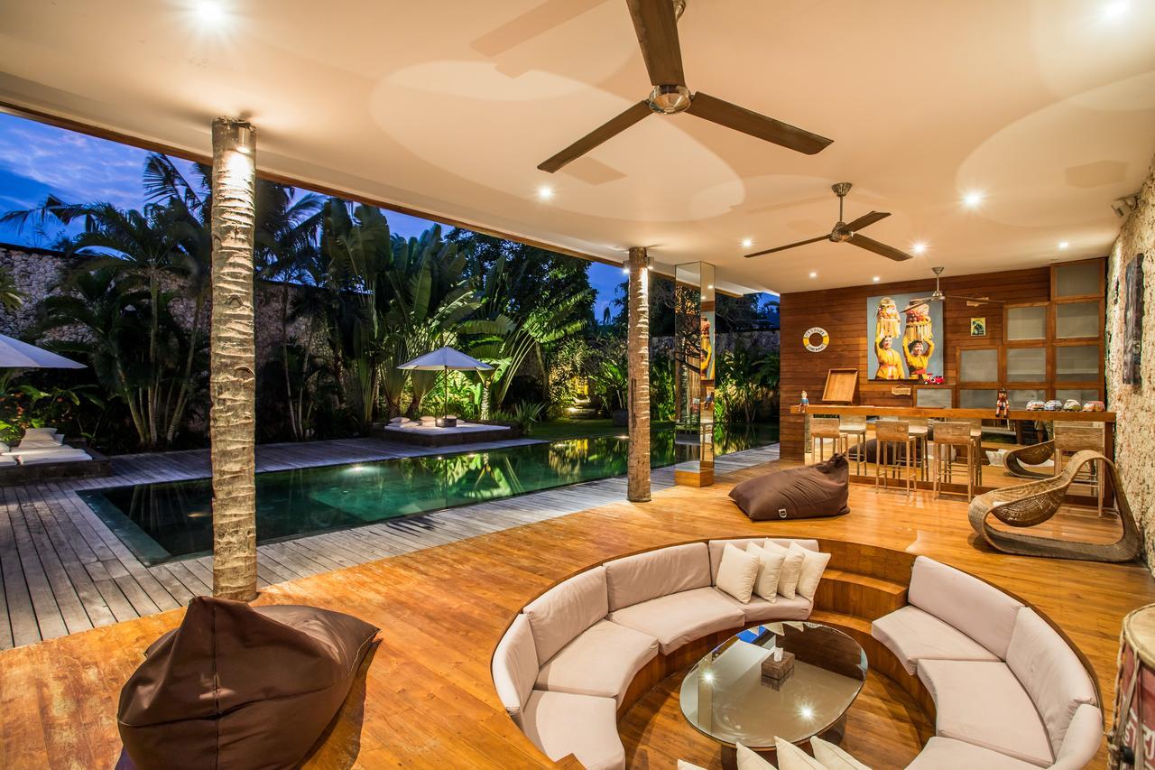 Eko Villa Seminyak - Tropical Villa, Walk To Beach ภายนอก รูปภาพ
