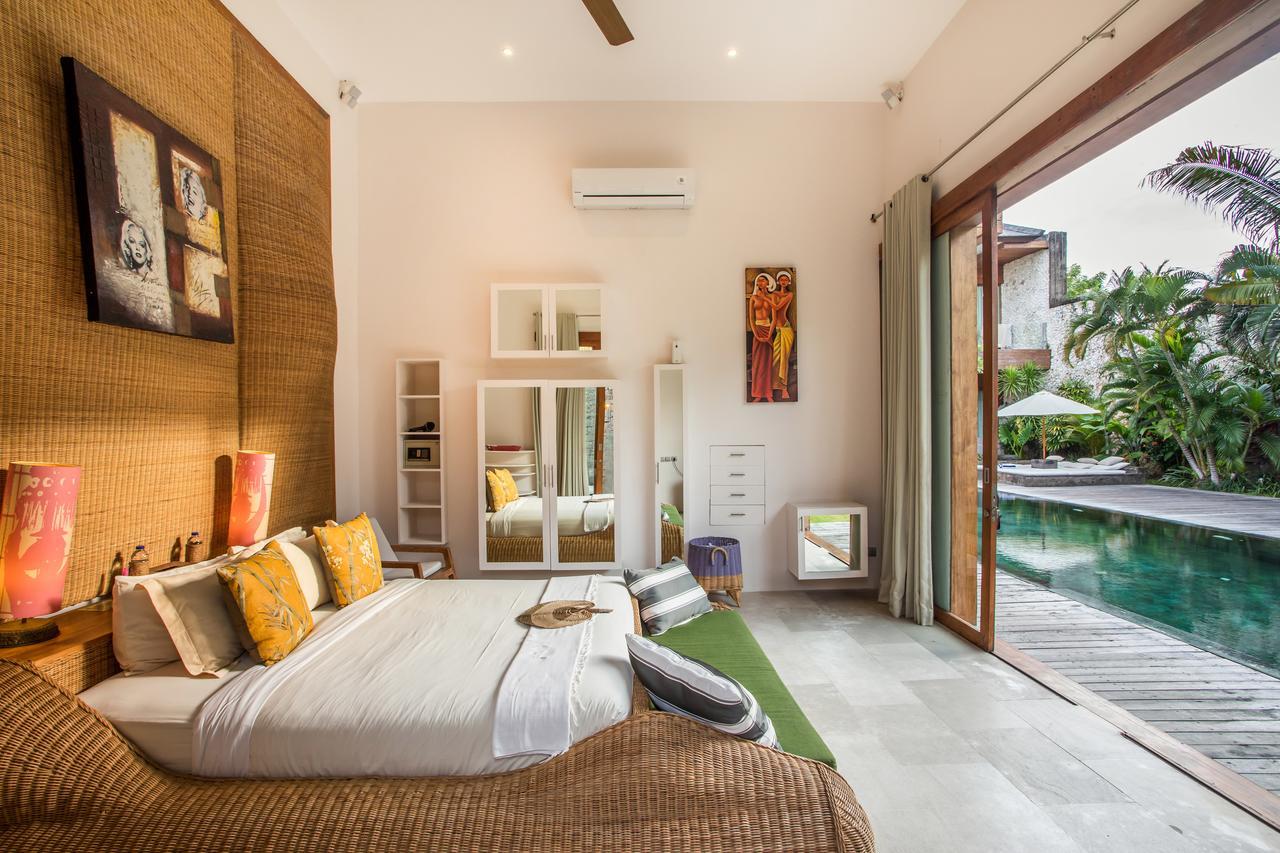 Eko Villa Seminyak - Tropical Villa, Walk To Beach ภายนอก รูปภาพ